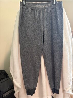 Men's Heather Gray Rabbit Running Brand Jogger Sweatpants